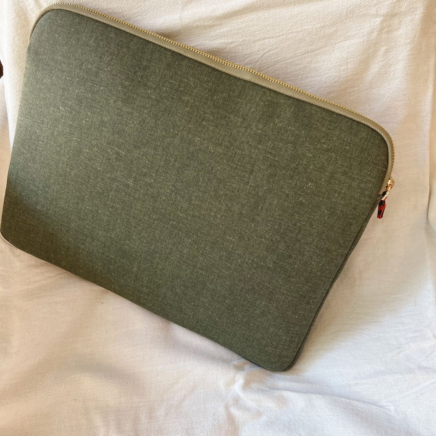 Zipped, Patterned, Green Canvas Laptop Case for 13" 14"