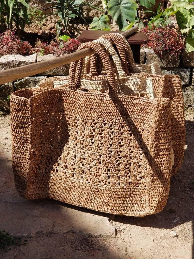 Salama Tote Bag