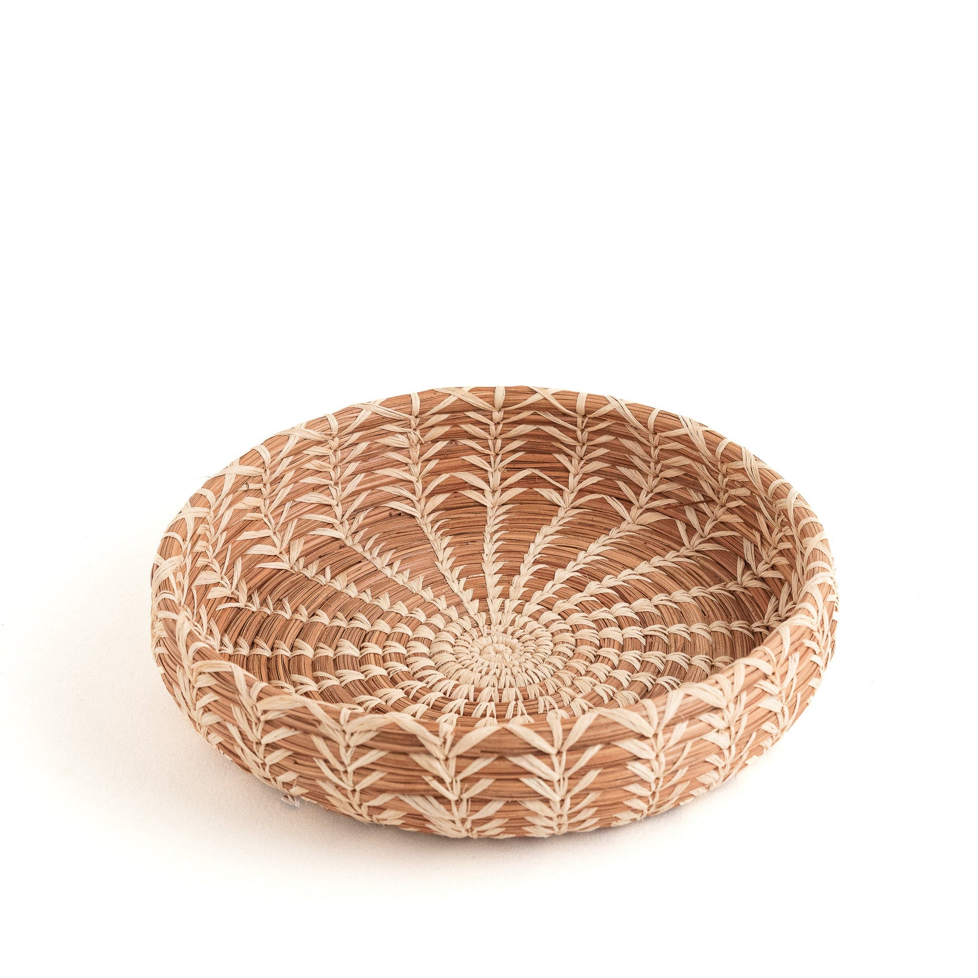 Cecilia pine needle basket