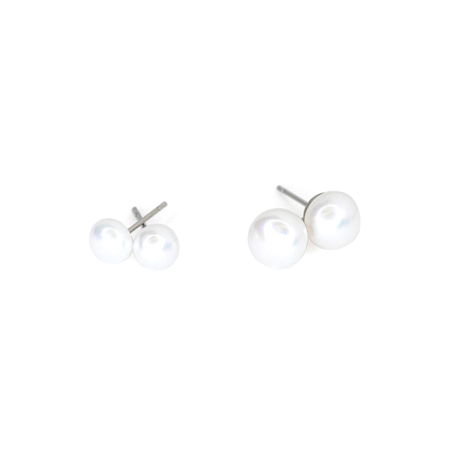 Pearl silver stud earrings