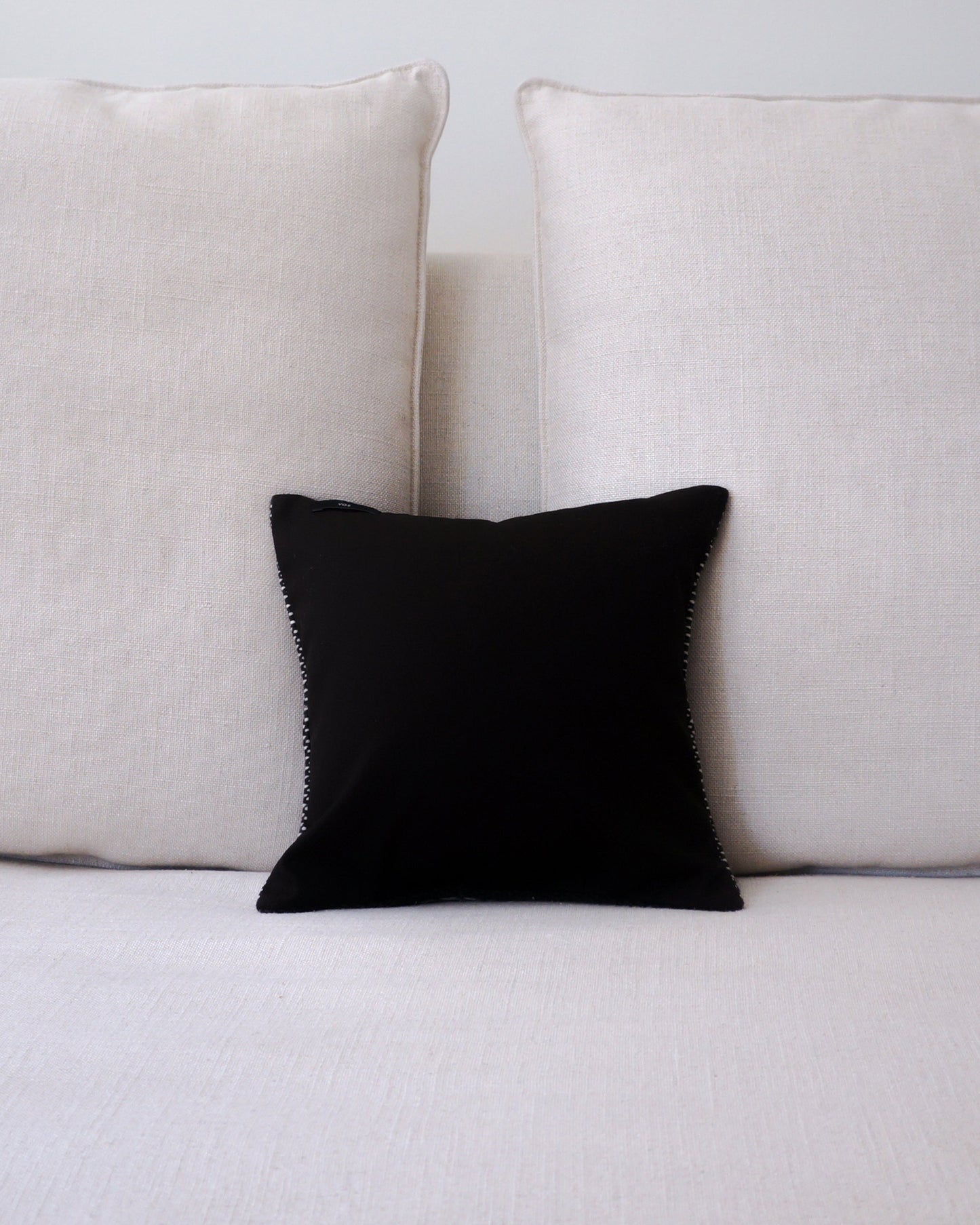 Montañas Square Pillow Small