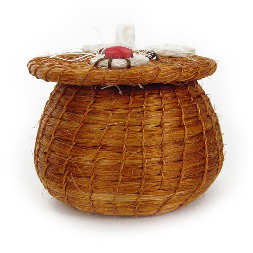 Toothy Mouse Lidded Basket - Image 4